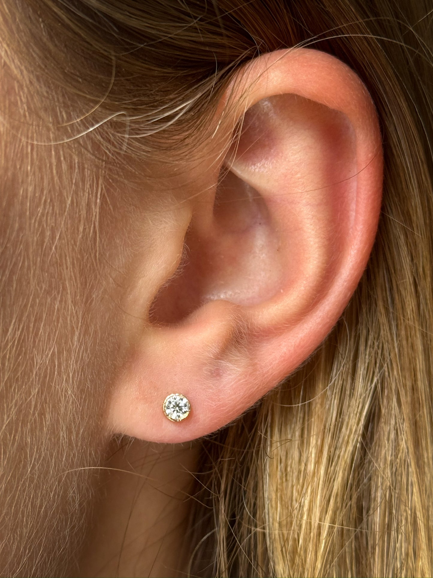 Short Dangling Diamond Bezel Stud 14K Gold (0.82 ct.) | Pair