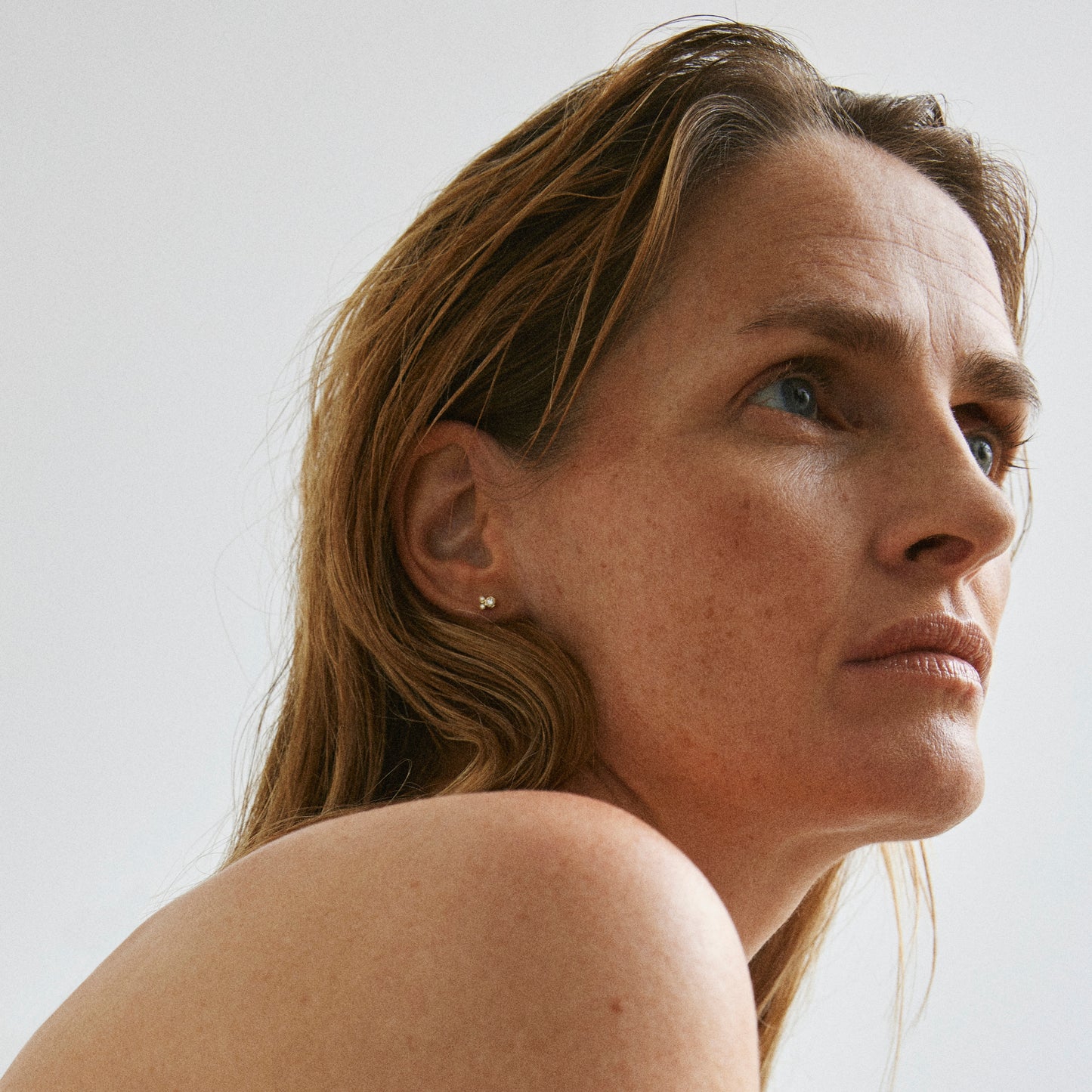 Bezel Diamond Stud 14K Gold (0.08 ct.) | Single