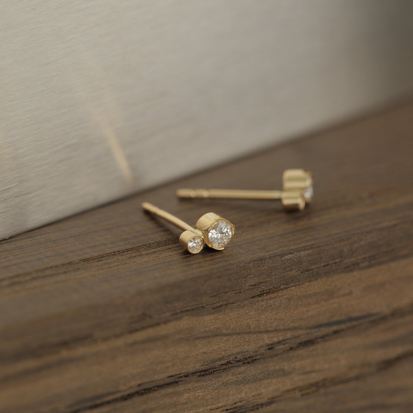 Bezel Diamond Stud 14K Gold (0.07 ct.) | Single