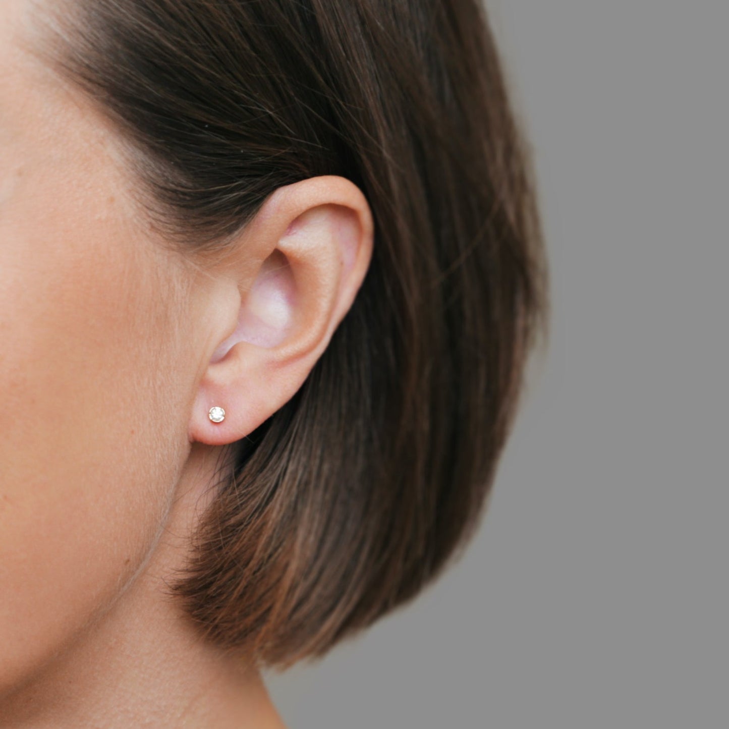 Small Bezel Diamond Stud 14K Gold (0.06 ct.) | Single