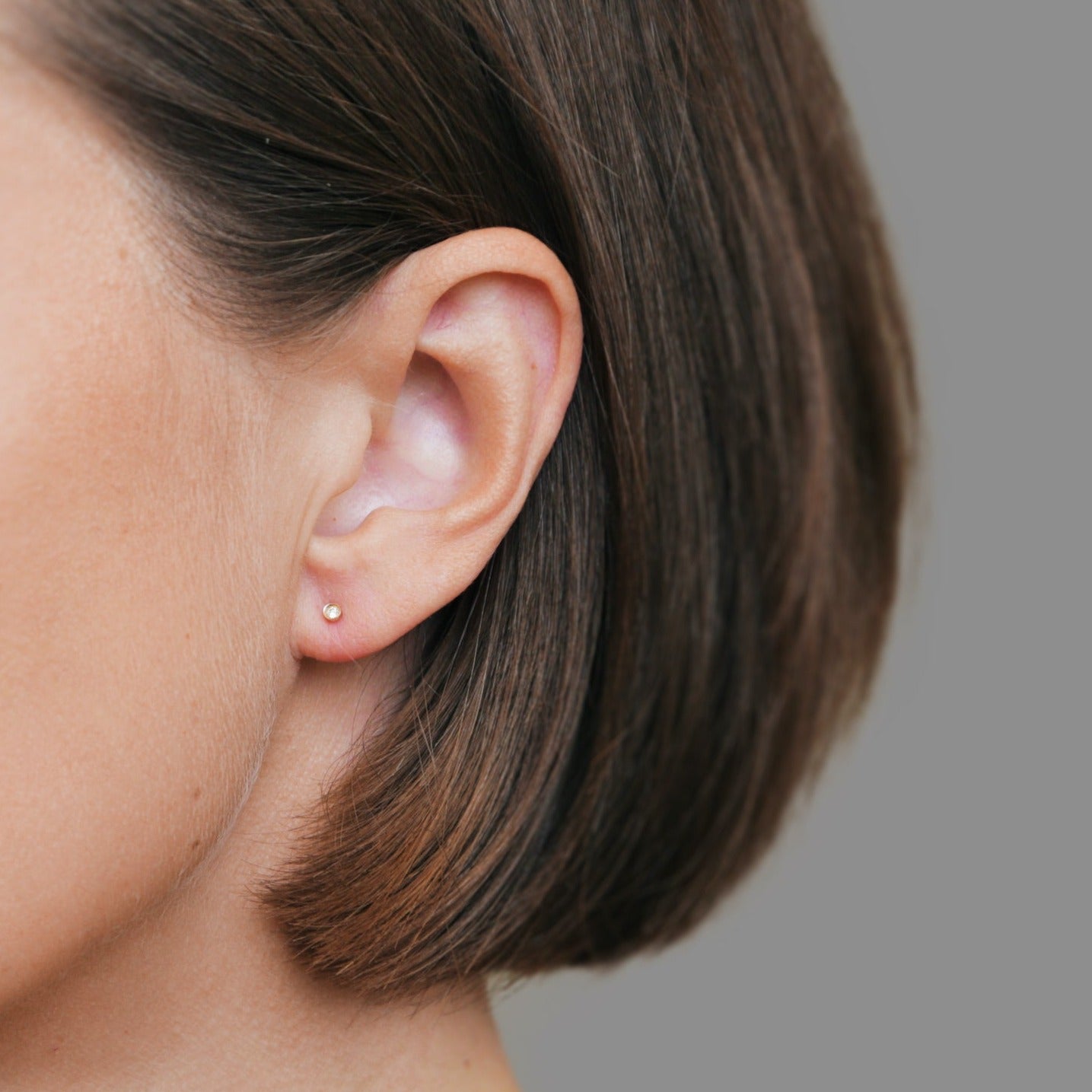 Tiny Bezel Diamond Stud 14K Gold (0.015 ct.) | Single