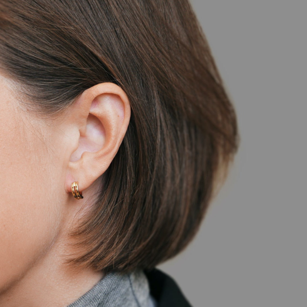 Tiny Double Huggies 14K Gold | Single