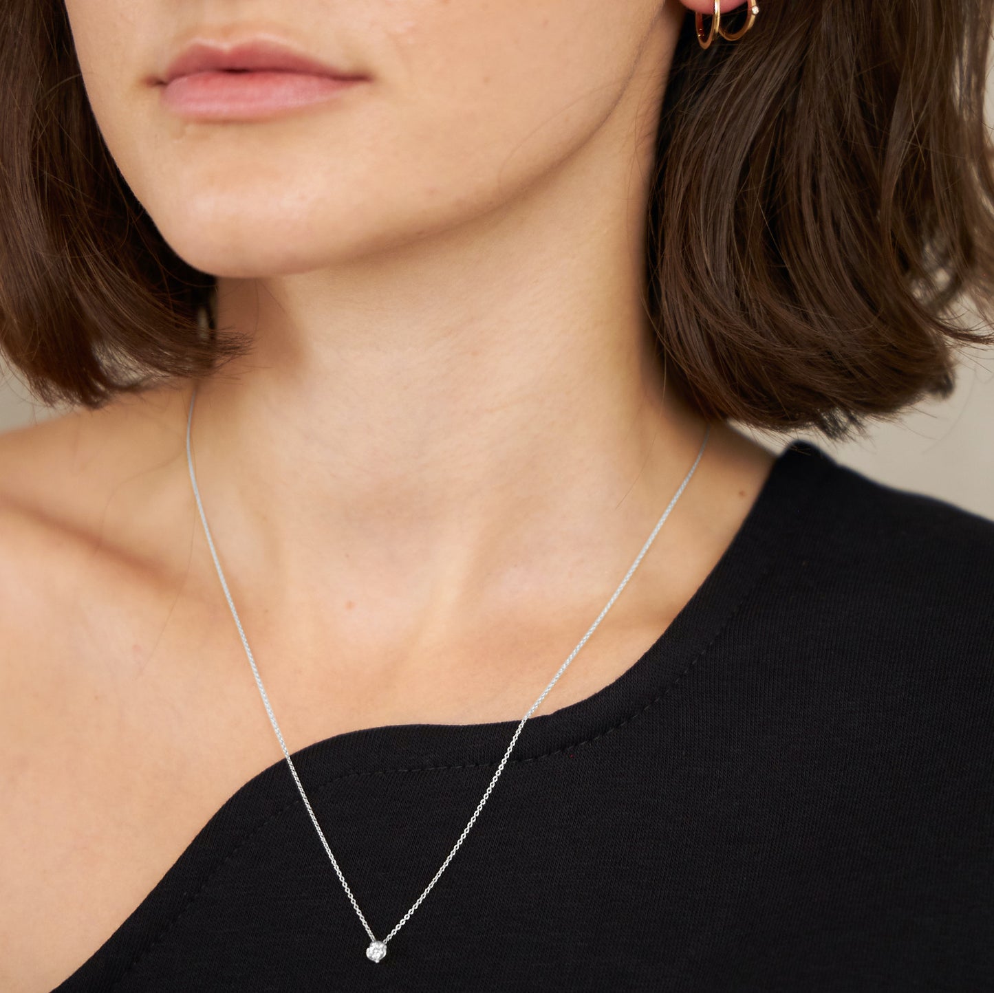 Medium Bezel Diamond Necklace 14K Gold (0.10 ct.)