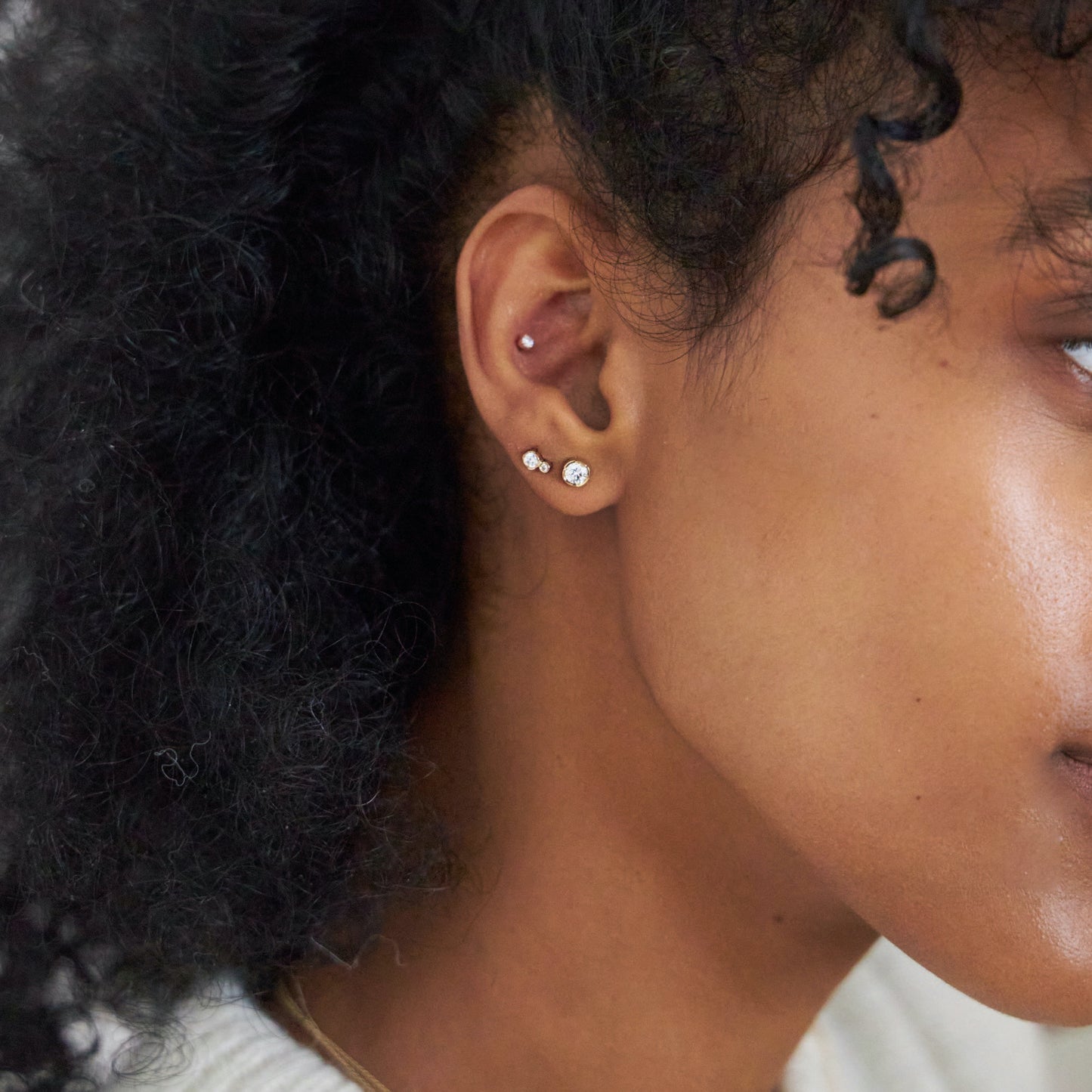 Bezel Diamond Stud 14K Gold (0.07 ct.) | Single