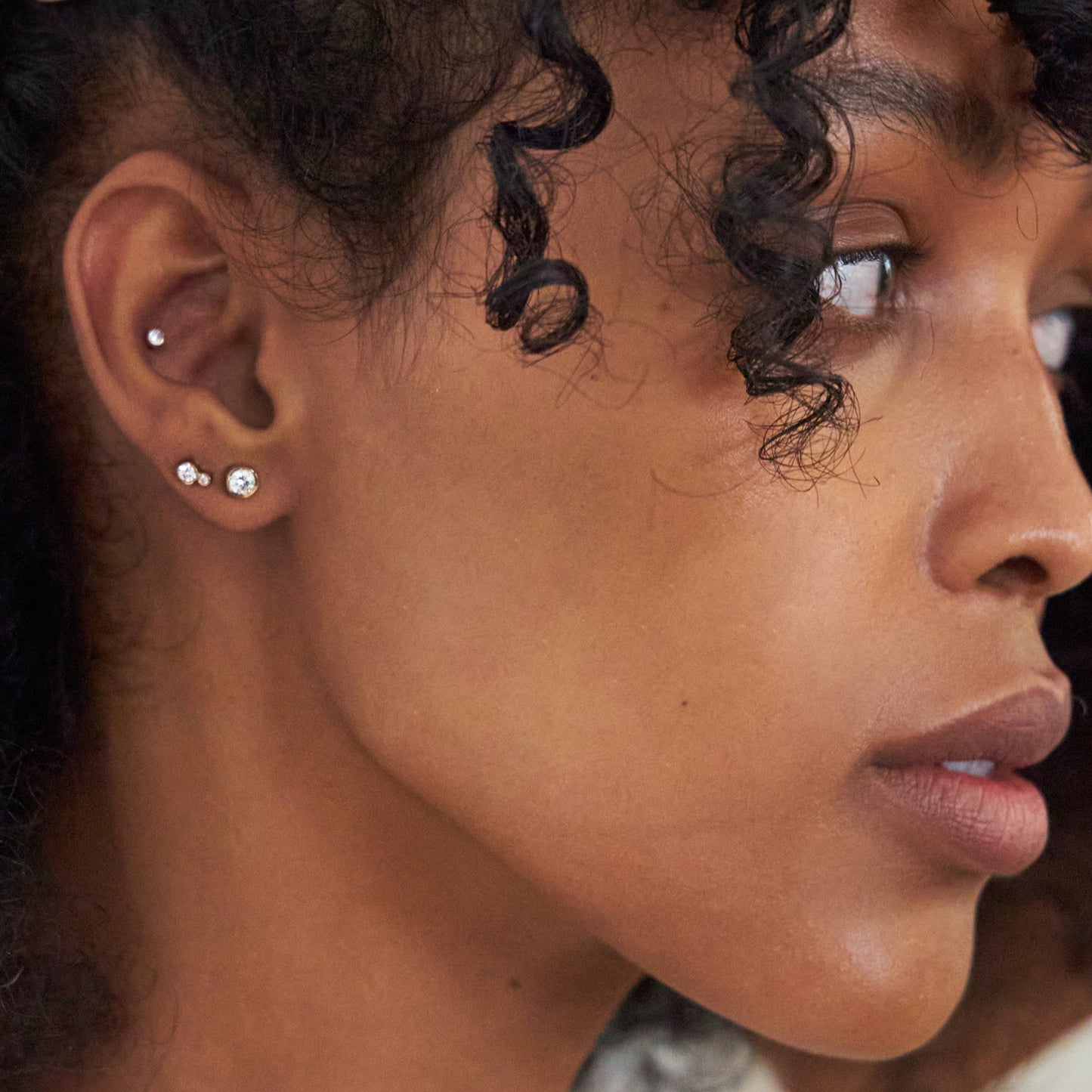 Bezel Diamond Stud 14K Gold (0.07 ct.) | Single