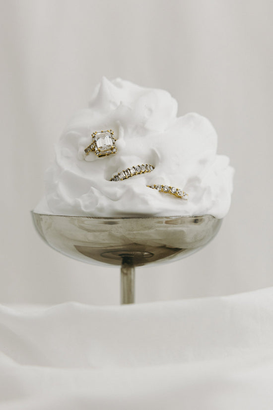Why does jewelry turn your skin green?