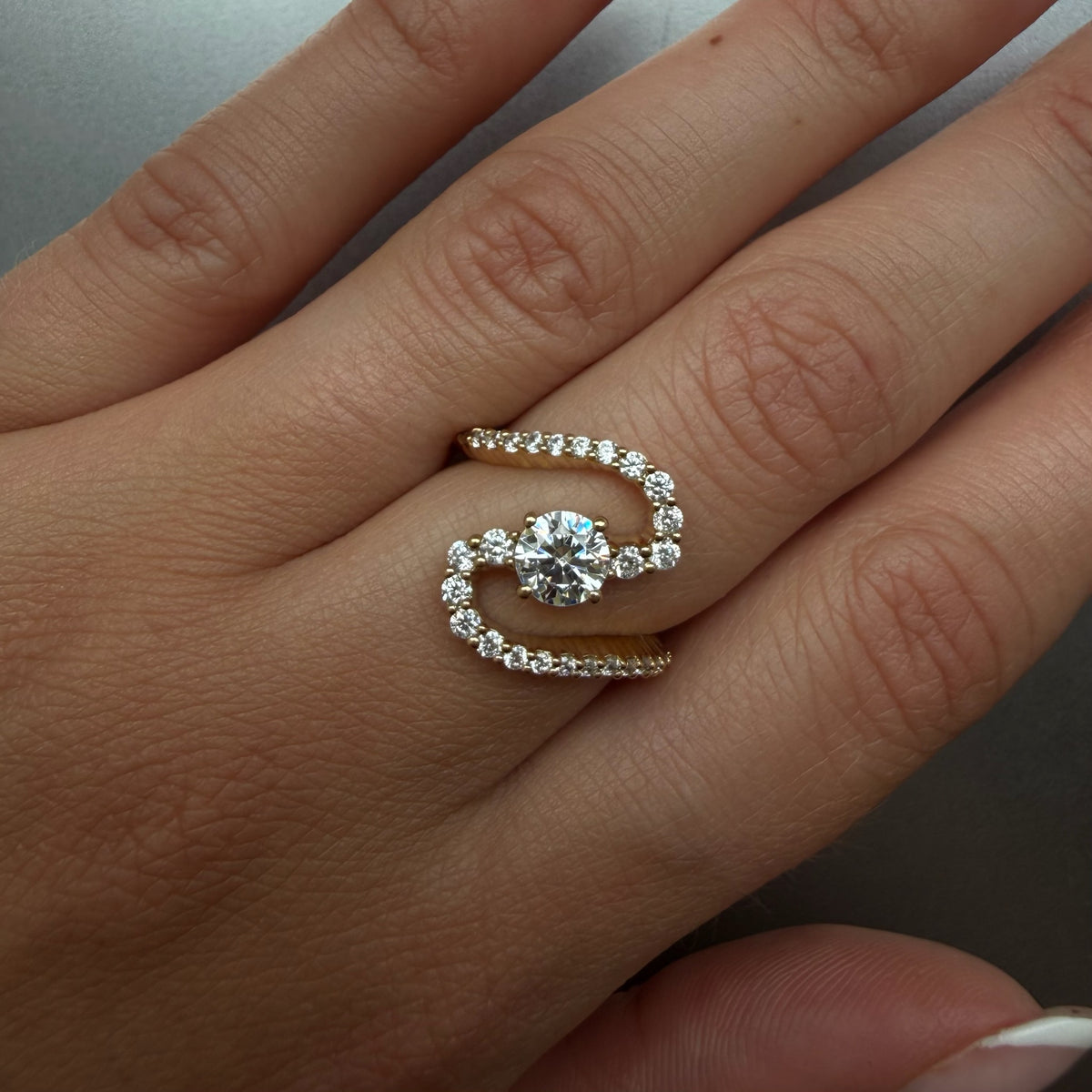Bold Snake Solitaire Lab-grown Diamond Ring - 14K Yellow Gold (1.02 ct.)