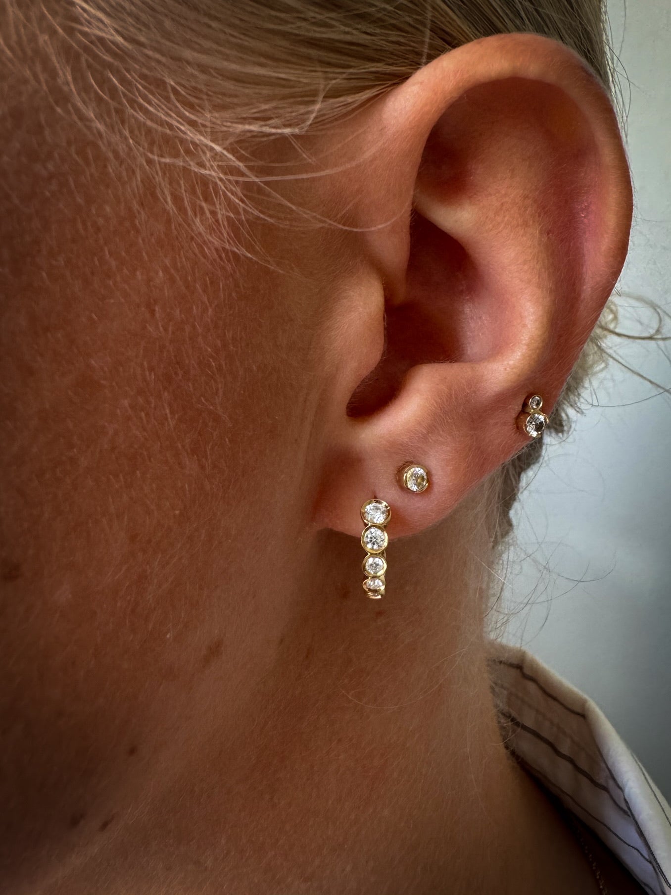 Bezel Diamond Huggies 14K Gold (0.40 ct.) | Pair