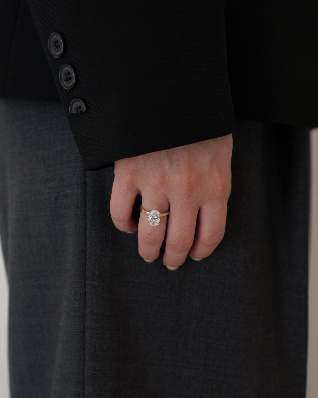 Oval Solitaire Lab-grown Diamond Ring - 14K Yellow Gold (2 ct.)